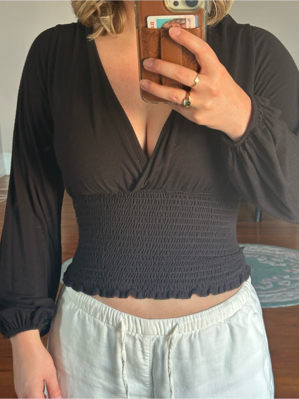 Women’s Black Smocked Waist V-Neck Long Sleeve Top